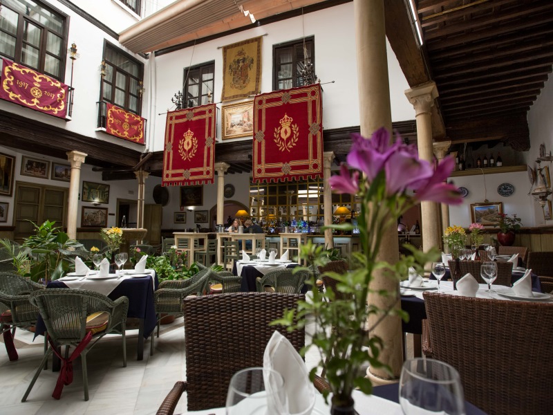 Restaurante Pilar del Toro